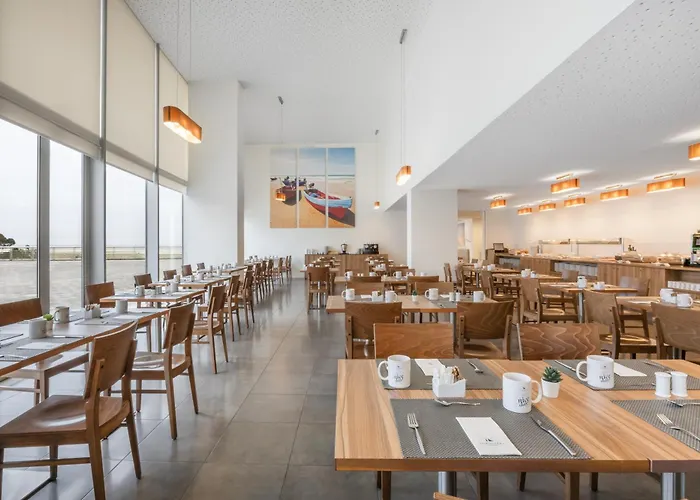 Eurostars Oasis Plaza